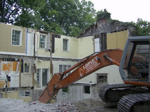 IMG01.jpg